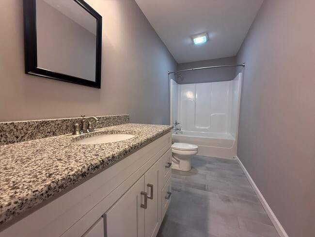 Building Photo - 3-Bedroom Home with Garage and Large Deck in Baxter