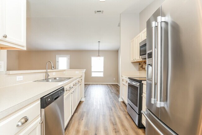 Building Photo - 2861 Taylor Hill Dr