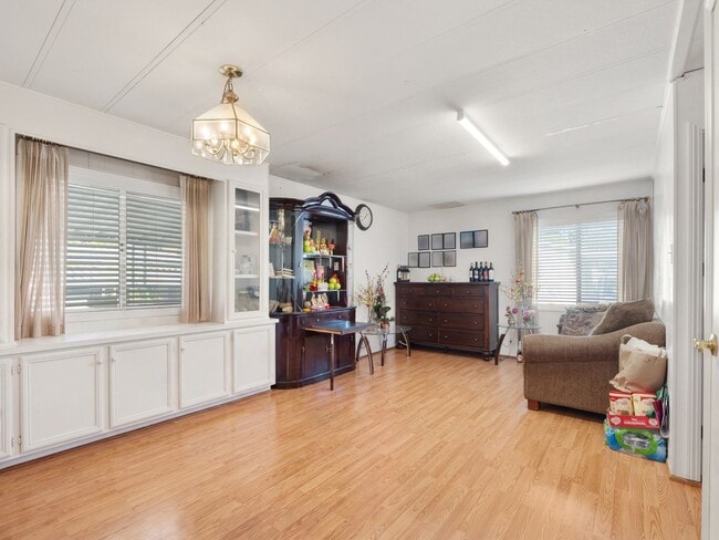 Building Photo - Cozy 3 bedrooms, 2 bathrooms, cover patio and carport available in San Marcos