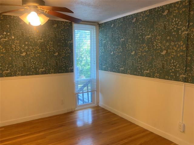 Building Photo - 4213 Lovell Ave