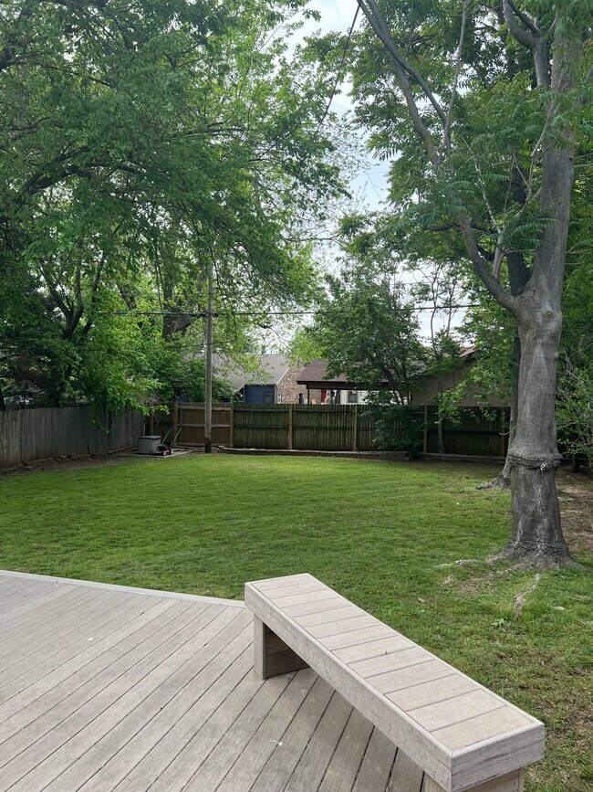 Building Photo - 3112 NW Drexel Ct