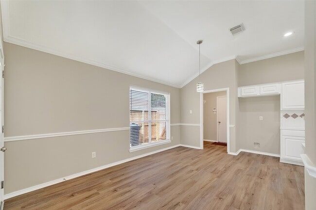 Building Photo - 19407 Arbor Pines Ln