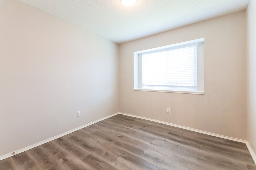 Building Photo - 1705 Green Terrace Dr