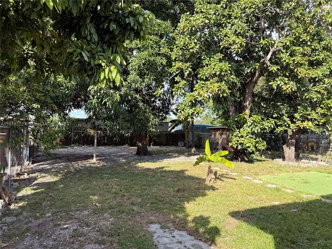 Building Photo - 2823 NW 97th St