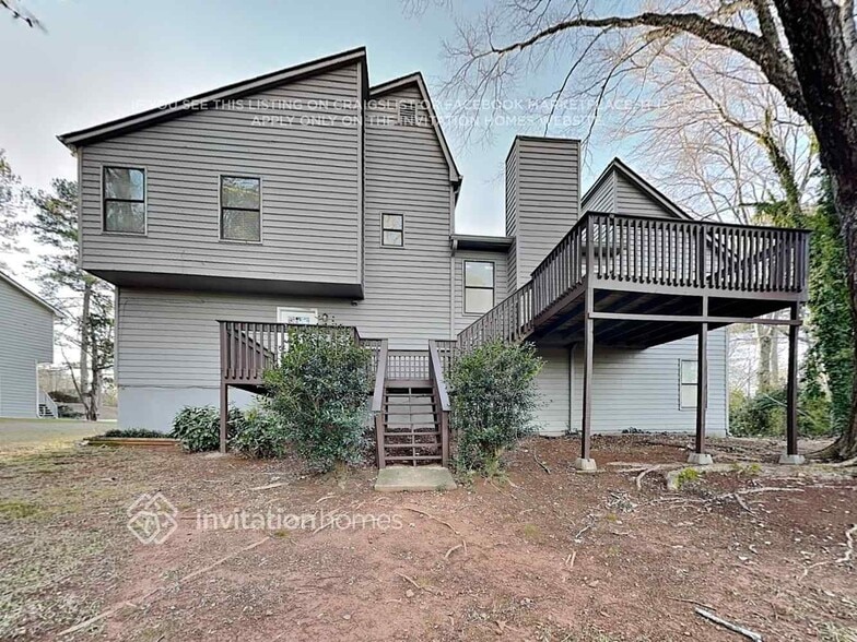 Building Photo - 2086 Arrowhead Trail