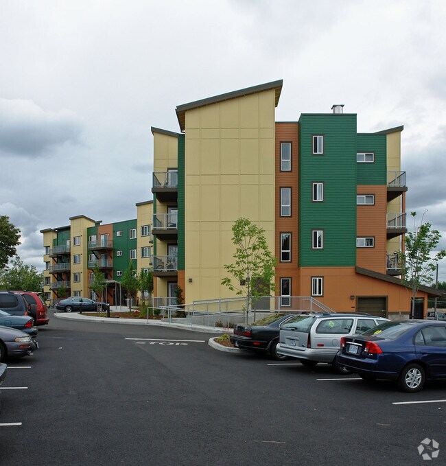 Broadway Vantage Apartments 8340 NE Broadway St Portland OR 97220