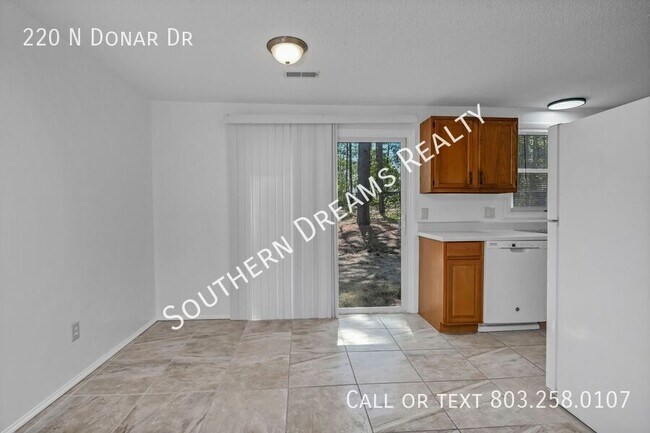 Building Photo - 220 N Donar Dr