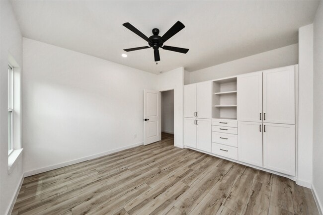 Building Photo - 226 Glencairn Ct