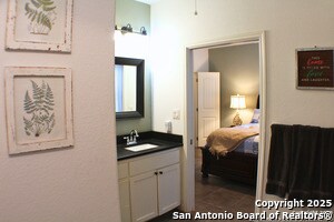 Building Photo - 320 Lighthouse