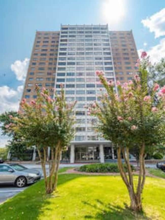 Building Photo - 215 Piedmont Ave NE