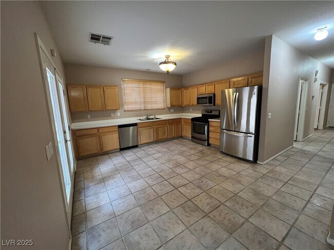 Building Photo - 197 Oella Ridge Ct
