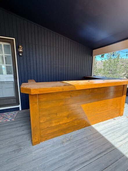 Building Photo - 1030 E Posse Rd