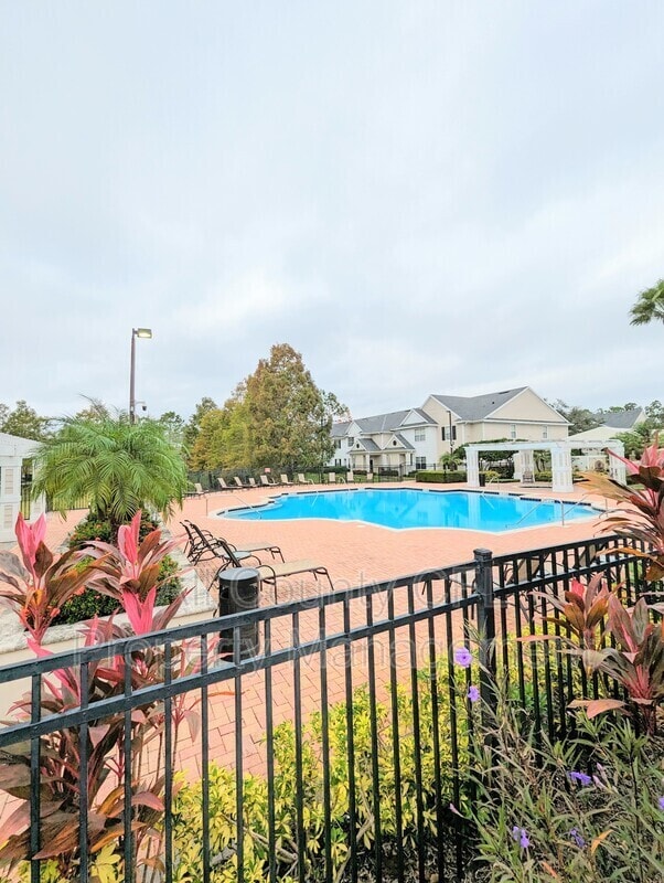 Building Photo - 303 Southern Pecan Cir