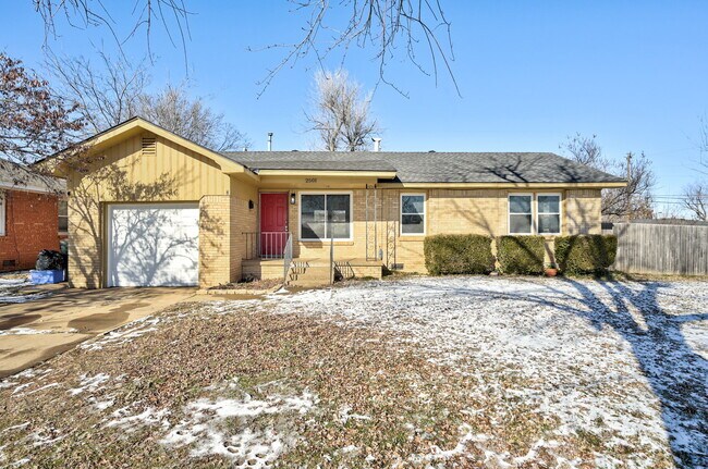 Building Photo - 2501 Ashley Dr