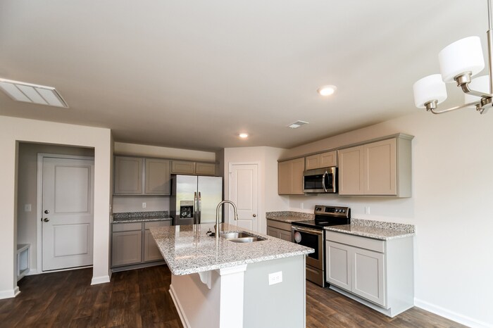 Building Photo - 502 Blue Garden Wy