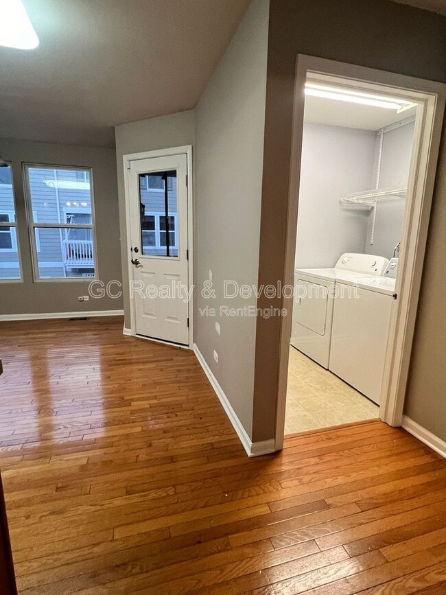 Building Photo - 2452 Emily Ln