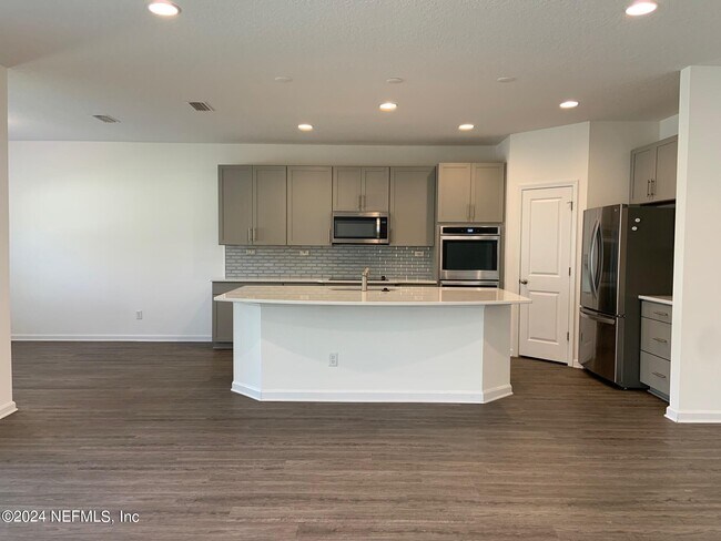 Building Photo - 810 Laurel Valley Dr