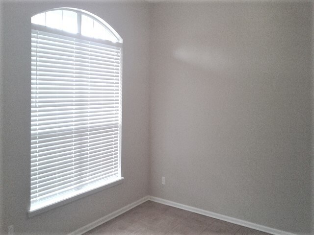 Building Photo - 12407 Hatton Chase Ln E