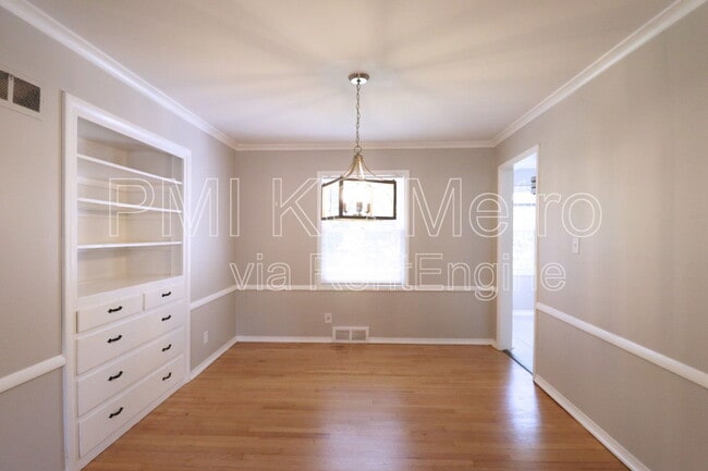 Building Photo - 7804 Tomahawk Rd