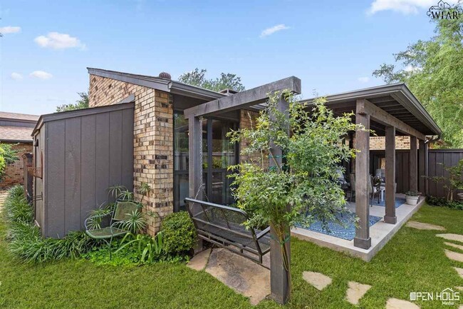 Building Photo - 2806 Mill Valley Dr