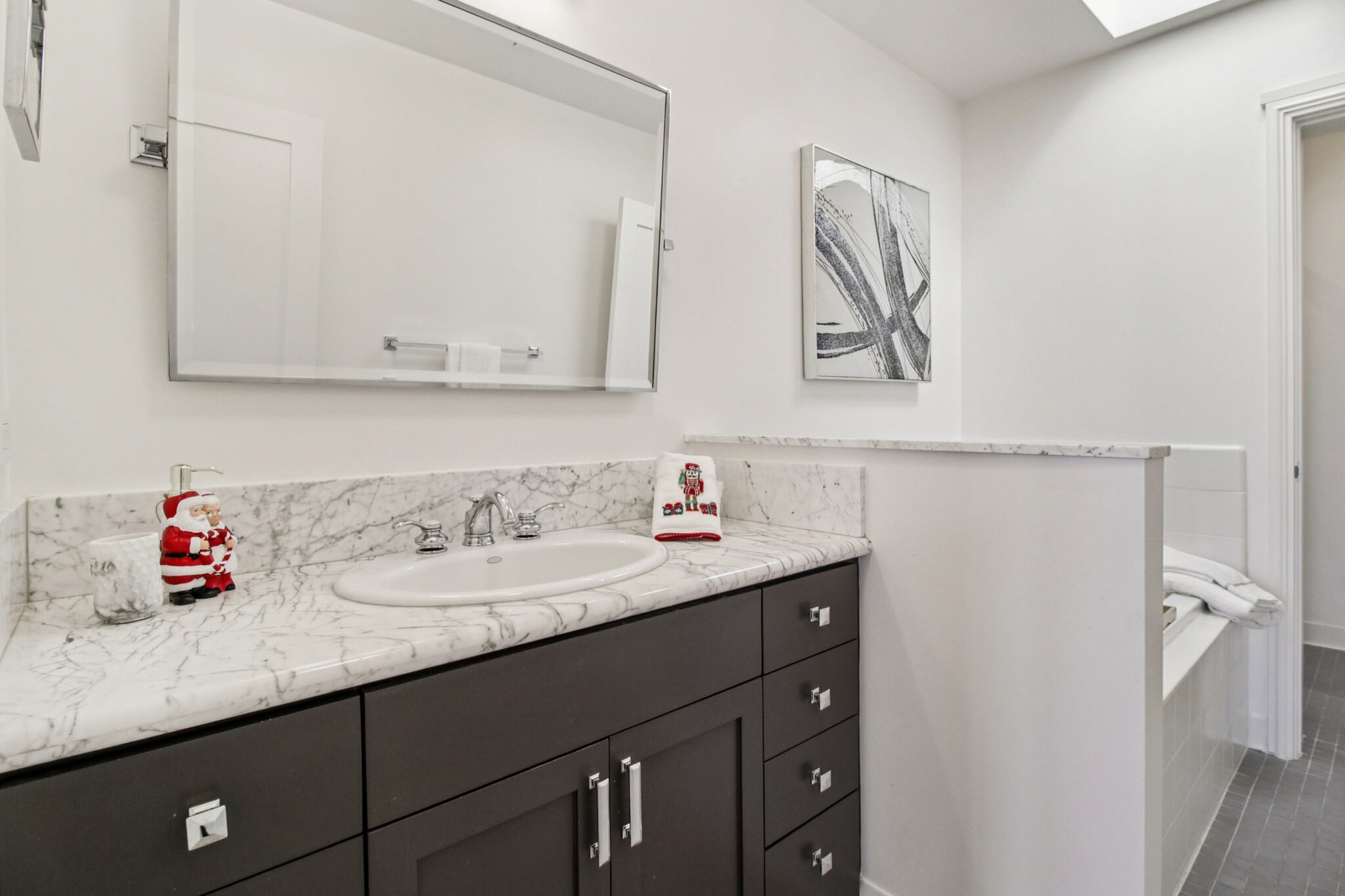 Building Photo - 356 Santana Row