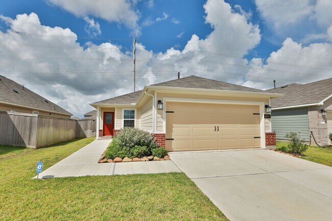 Primary Photo - 4949 Perennial Ln