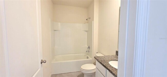 Building Photo - 3383 Hammond Pt