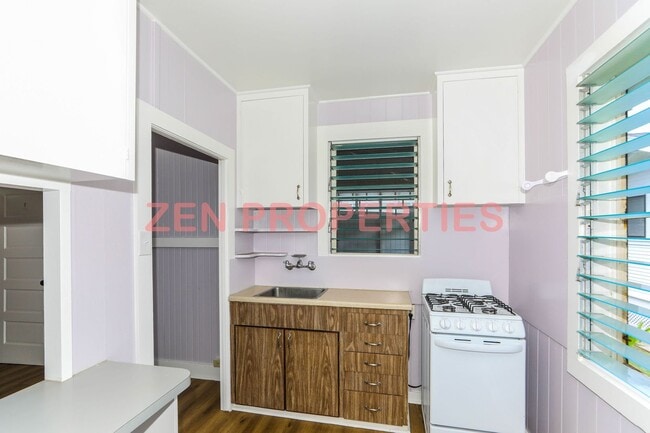 Building Photo - quaint studio cottage for rent in Manoa)