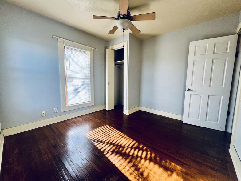 Bed #3 - 1323 W 2nd St
