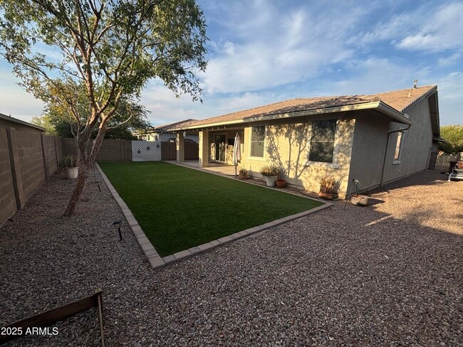 Building Photo - 8778 N 89th Dr