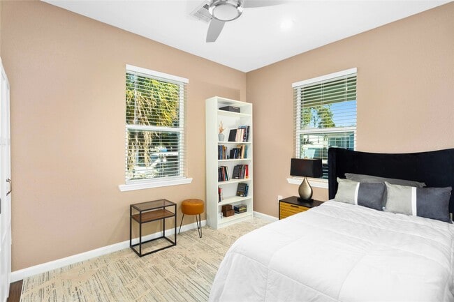 Building Photo - 5324 Avenue R