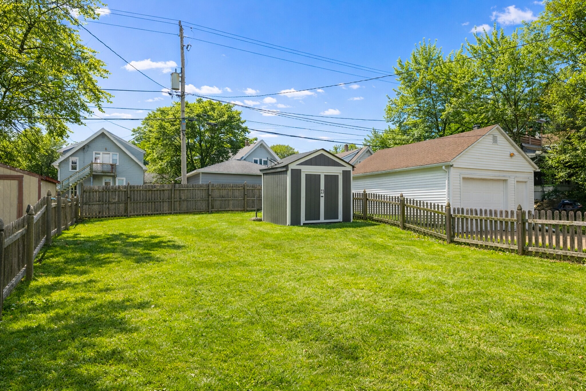 Building Photo - 7639 W Lorraine Pl