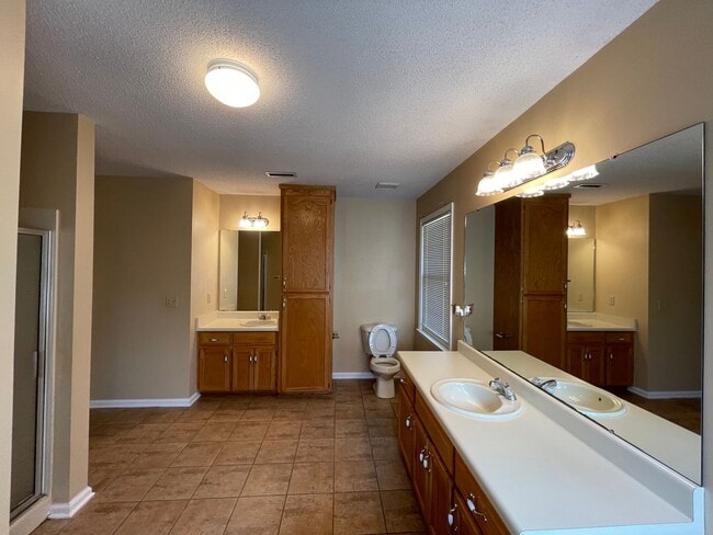 Building Photo - Quail Hollow Subdivision -  $300 OFF FIRST MONTH RENT W/12M LEASE