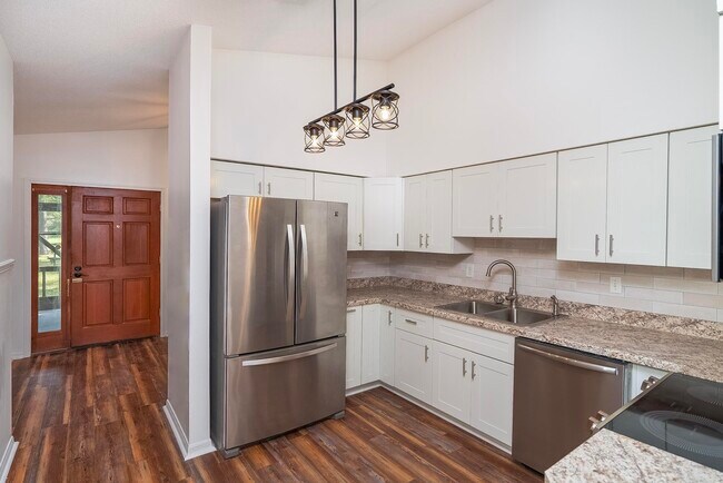Building Photo - 1232 S Winterhawk Dr