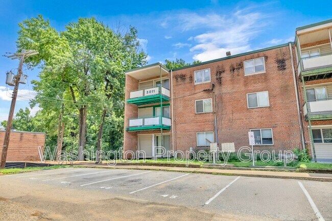 Building Photo - 3011 Southern Ave SE