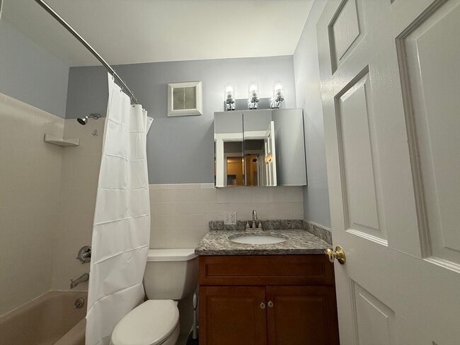 Building Photo - 12 Essex St