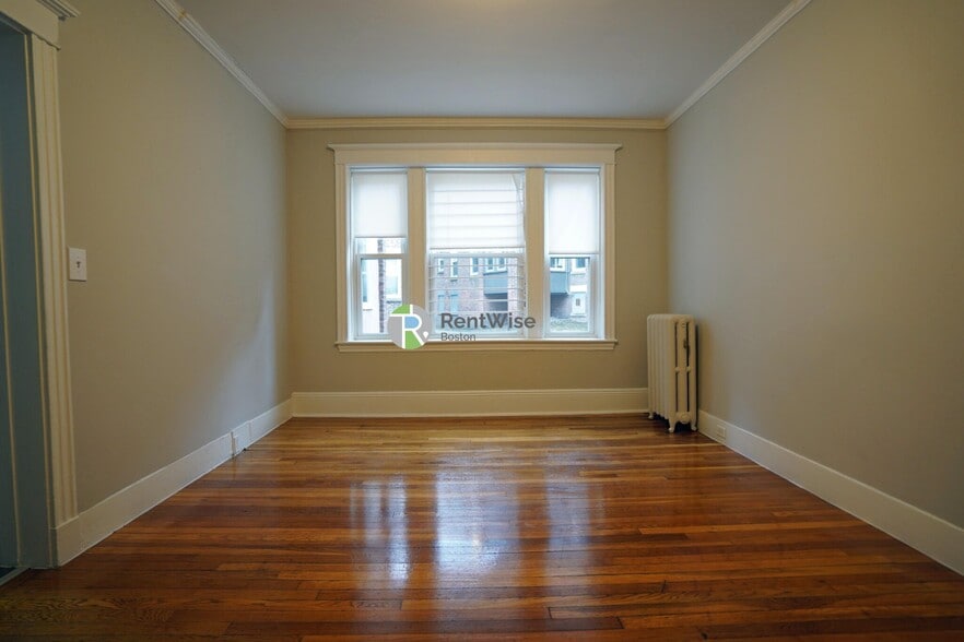 Building Photo - 10 Allston St