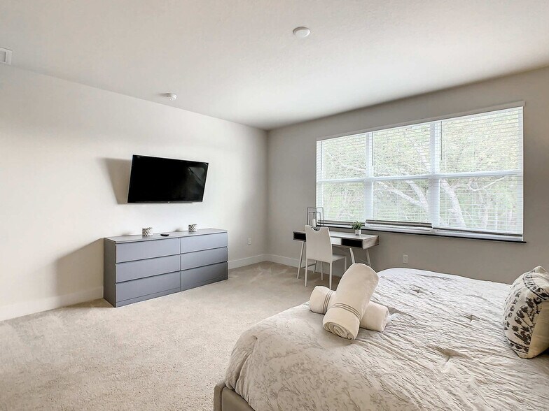 Building Photo - 17204 Blessing Dr