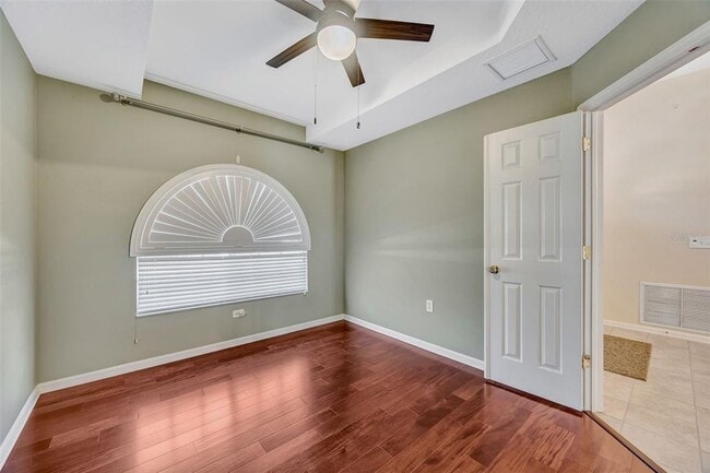 Building Photo - 5600 S Sparrow Hawk Ct