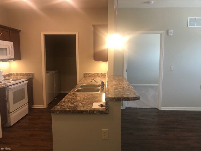 Building Photo - 4160 Bethel St