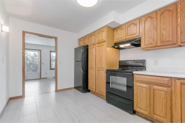 Building Photo - 4807 Camden Rd