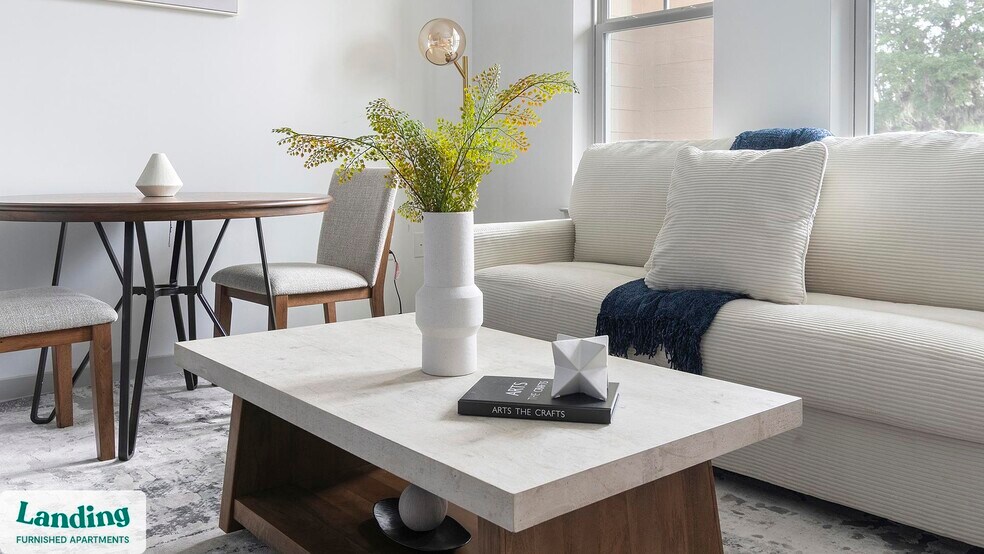 Building Photo - 1148 N Main St