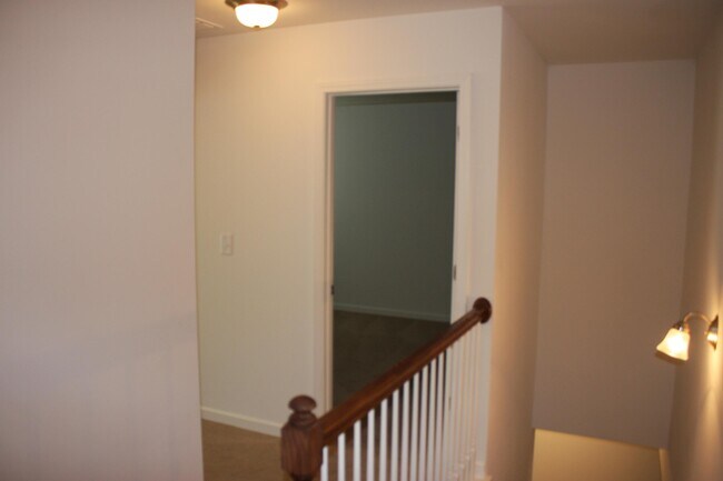 Building Photo - 3957 Augustine Pl