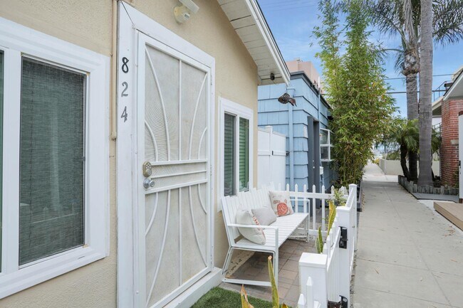 Building Photo - 824 Rockaway Ct