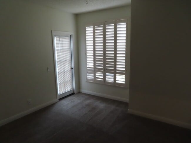 Building Photo - Resort Style Living in Mission Valley - 2 ...