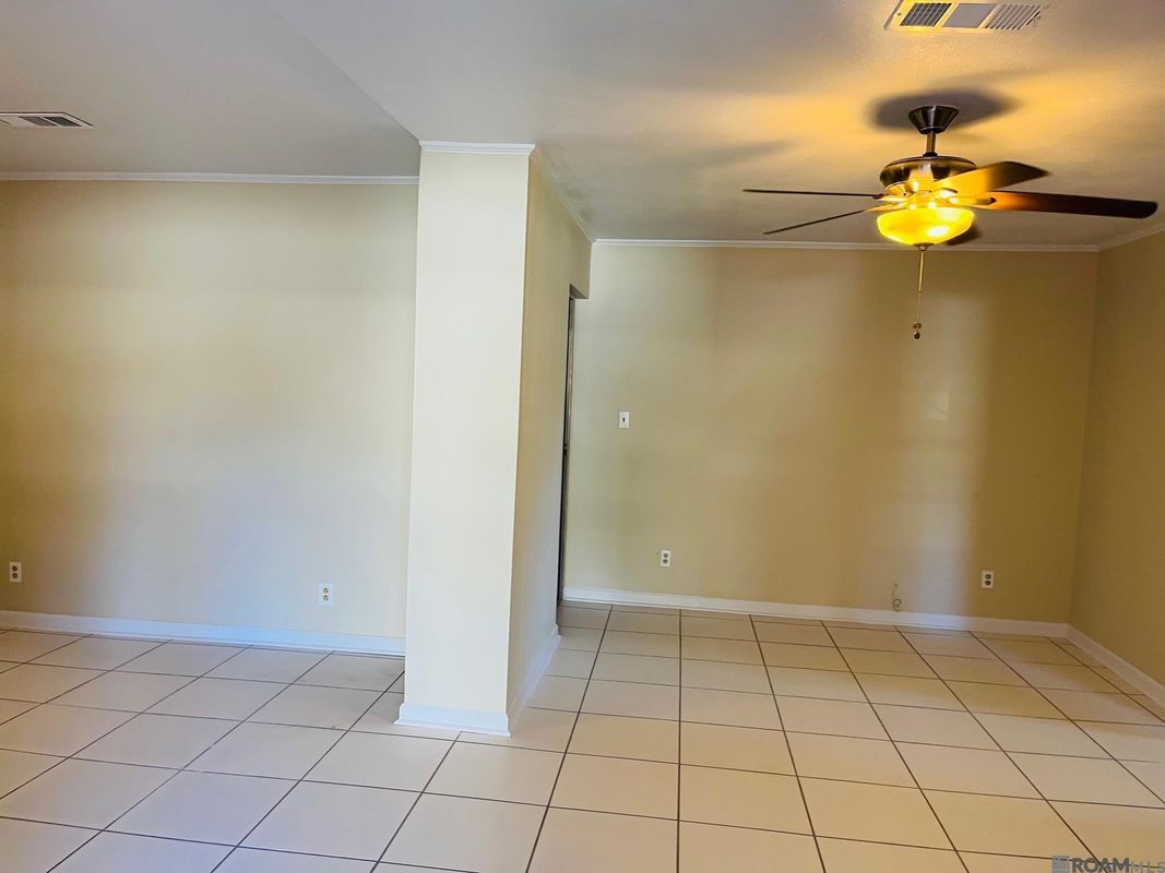 Building Photo - 308 Alexander Dr