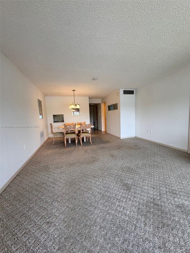 Building Photo - 4272 Deste Ct