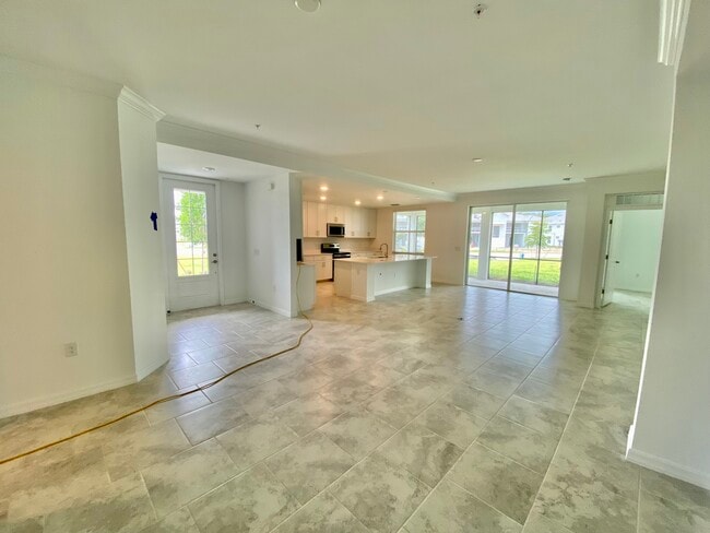 Building Photo - 6015 Ellerston Way