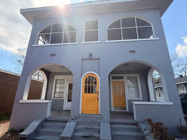 Building Photo - 1356 Main St