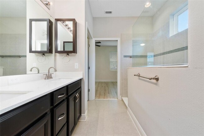 Building Photo - 3470 Sagebrush St